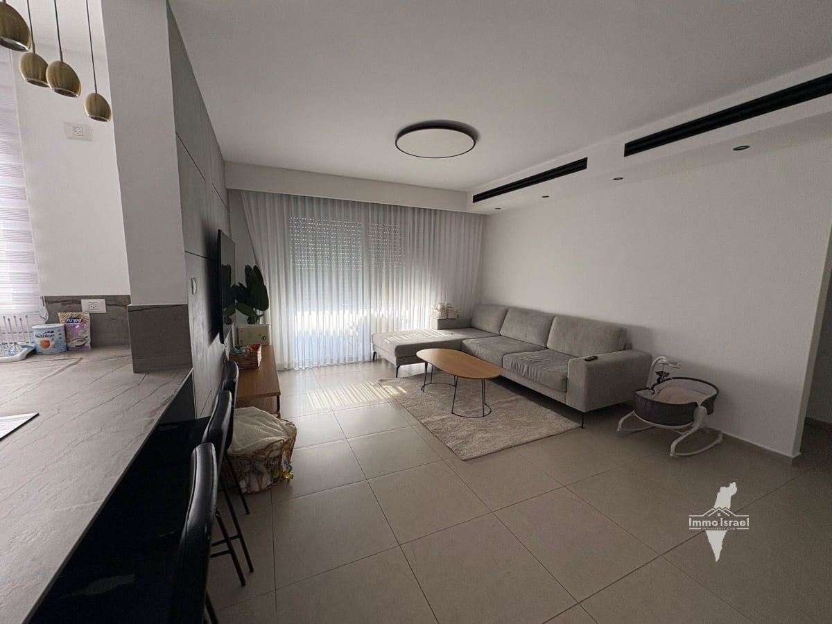 5-Room Apartment For Sale On Dafna Street, Beersheba