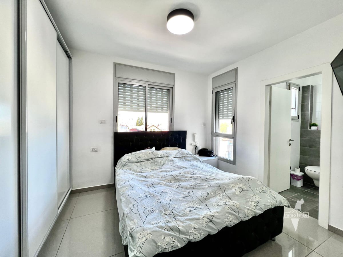 Квартира с 4 комнатами на продажу на улице Эцель 5, Нетания