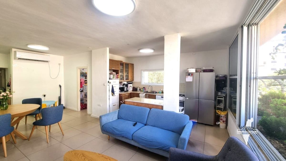 Квартира с 4,5 комнатами на продажу на улице Анафа, Герцлия