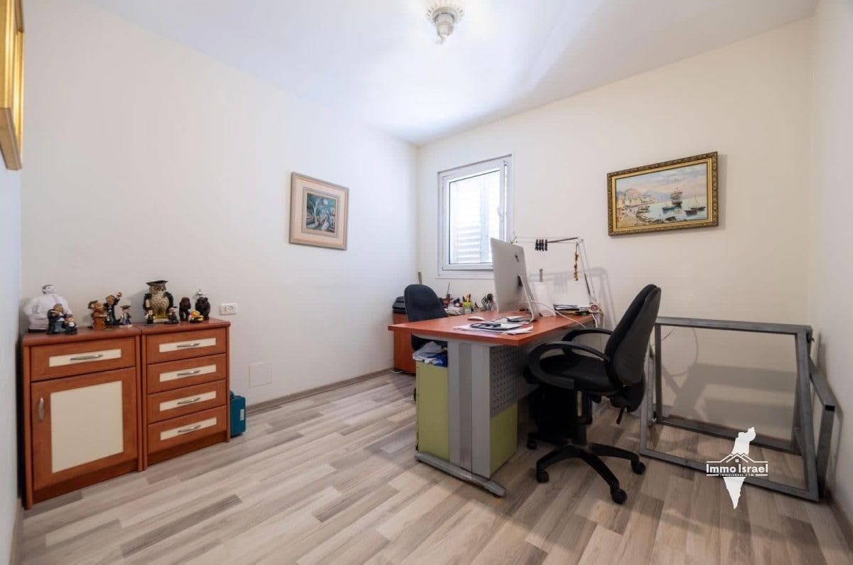 Квартира с 5 комнатами на продажу на улице ха-Танаим, Герцлия