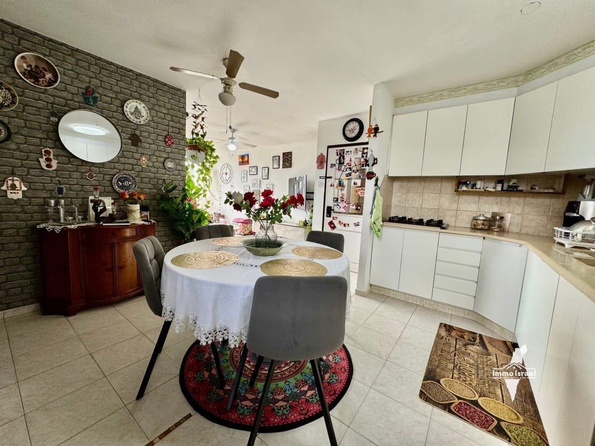 Квартира с 3 комнатами на продажу на улице Харей ха-Голан, Герцлия