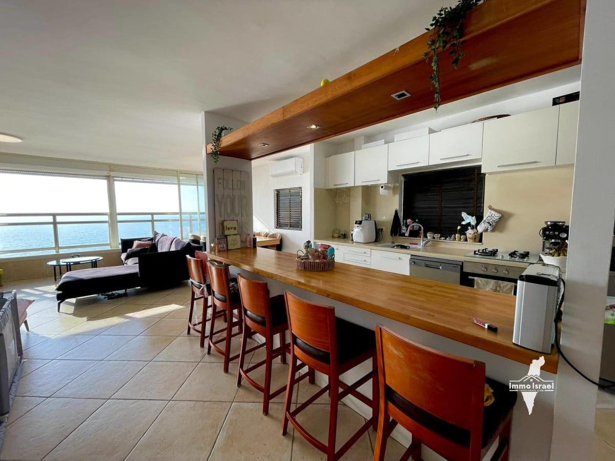 Квартира с 5 комнатами на продажу на улице Матитьягу Данкнер, Нетания