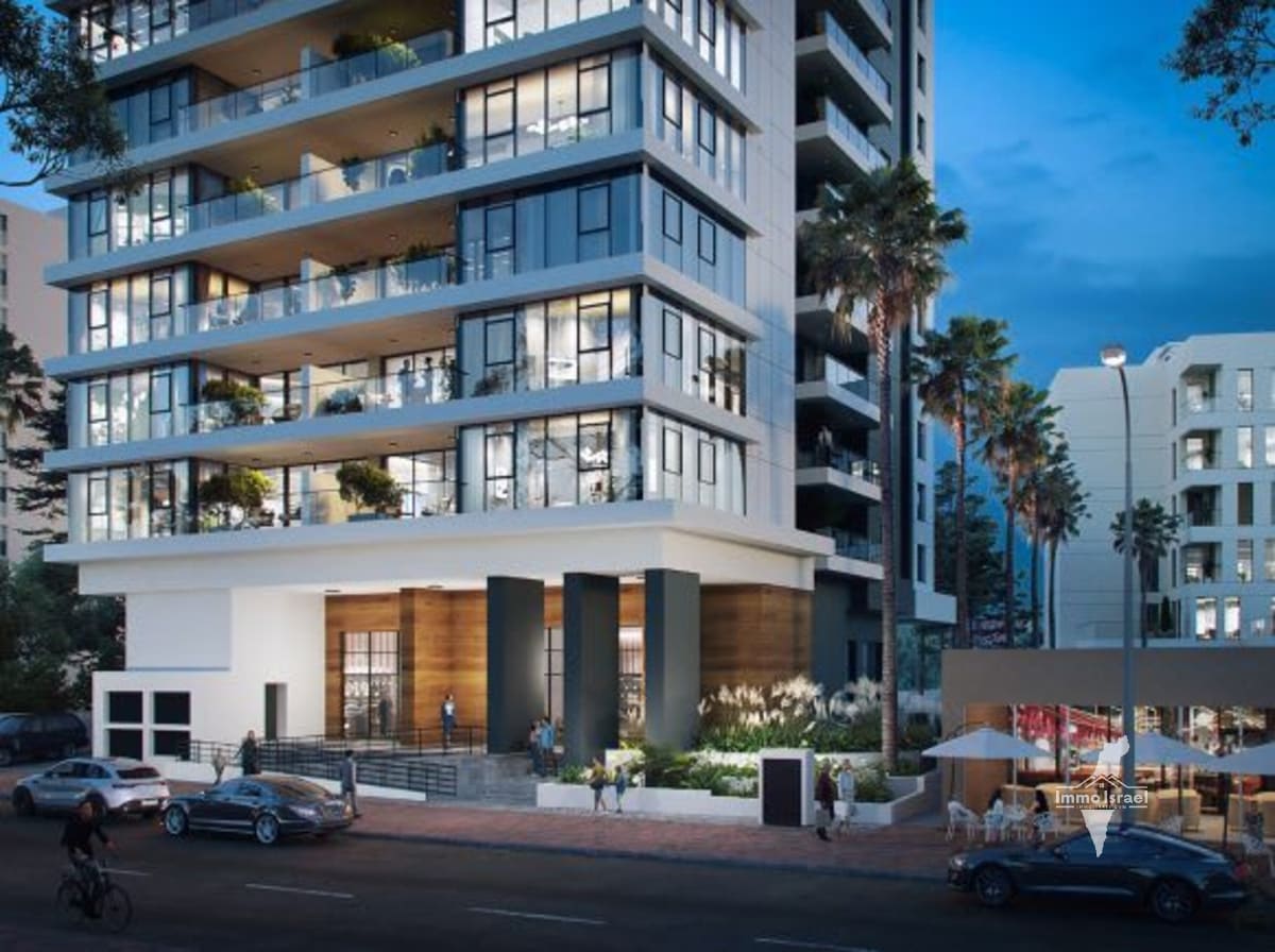 5-Room Penthouse For Sale On Dizengoff Street 23, Netanya