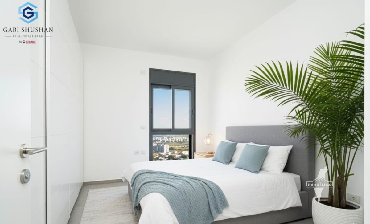 Пентхаус с 5 комнатами на продажу на улице Амнон Липкин Шахак 14, Нетания