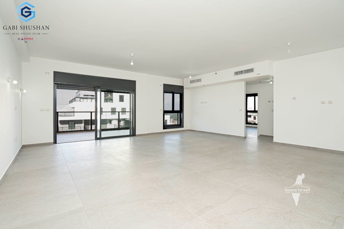 Пентхаус с 5 комнатами на продажу на улице Амнон Липкин Шахак 14, Нетания