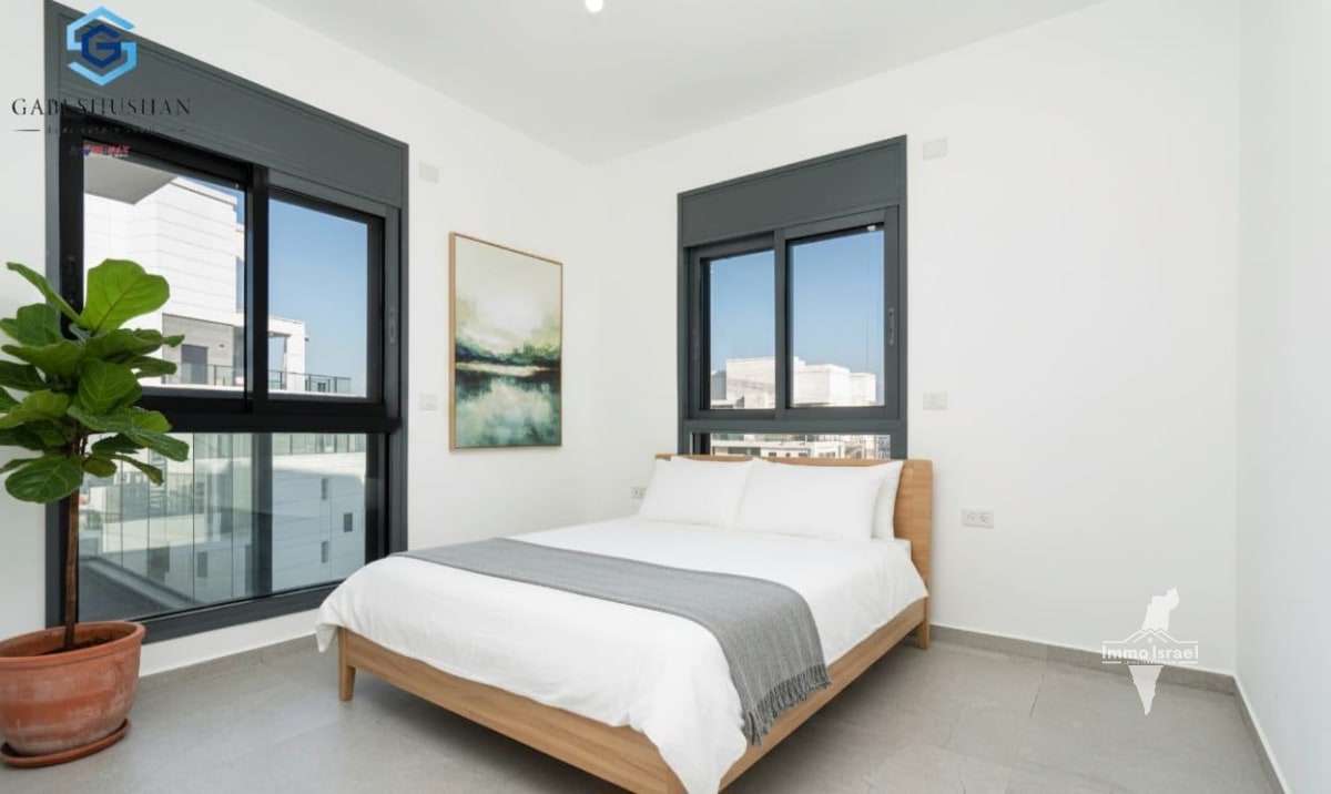 Пентхаус с 5 комнатами на продажу на улице Амнон Липкин Шахак 14, Нетания