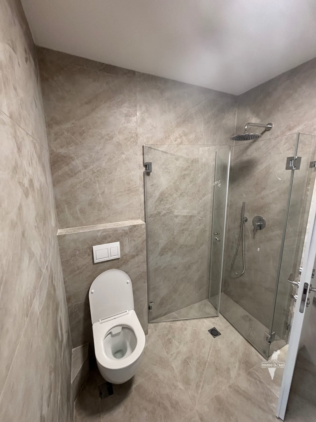 Appartement de 4 pièces à louer rue Kheil Ha-Raglim, Rishon LeZion