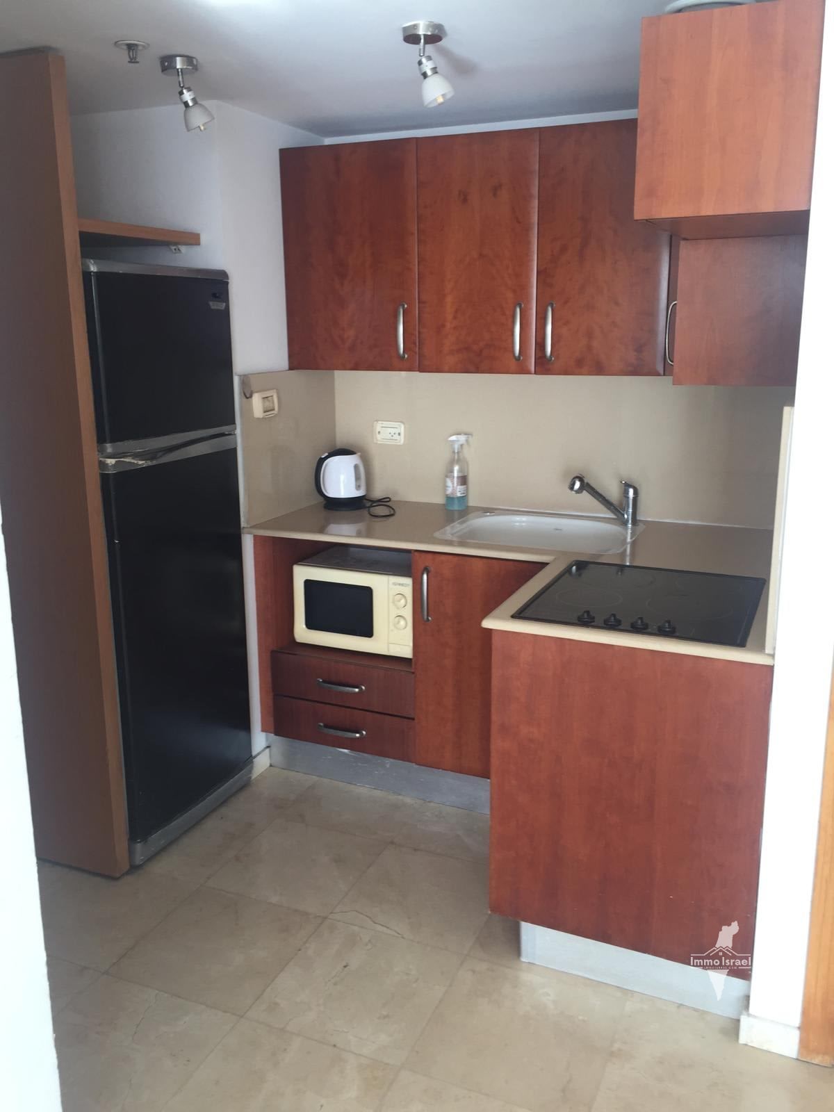 2-Room Vacation Apartment For Rent On HaTsedef Street, Herzliya