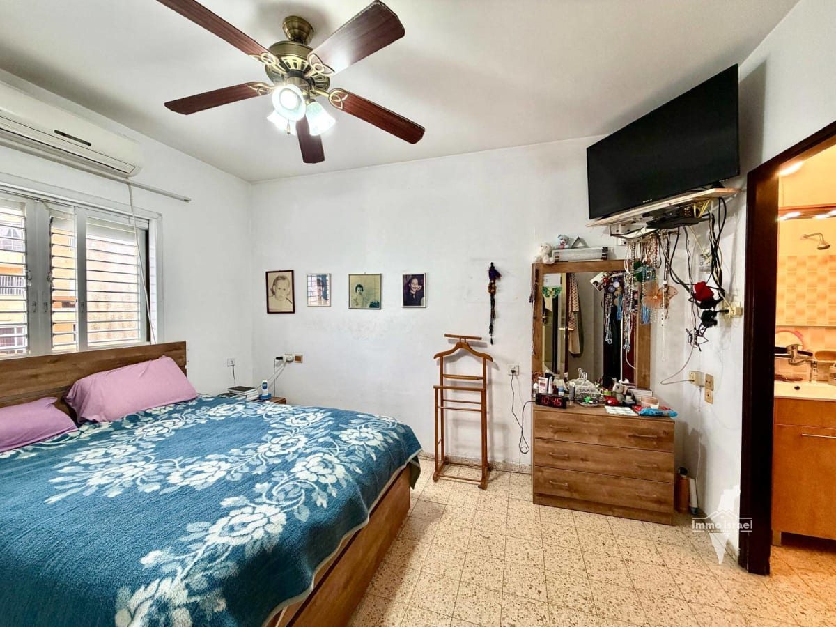 Коттедж с 6 комнатами на продажу на улице Моше Шапира, Нетания