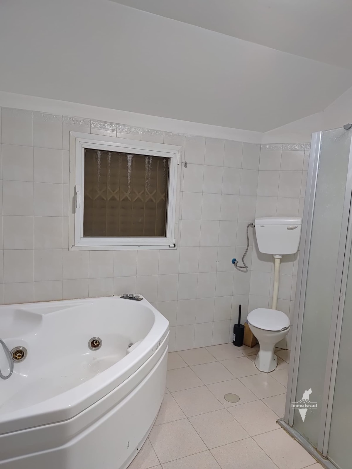 Вилла с 9 комнатами на продажу на улице Хар Арбель, Цфат