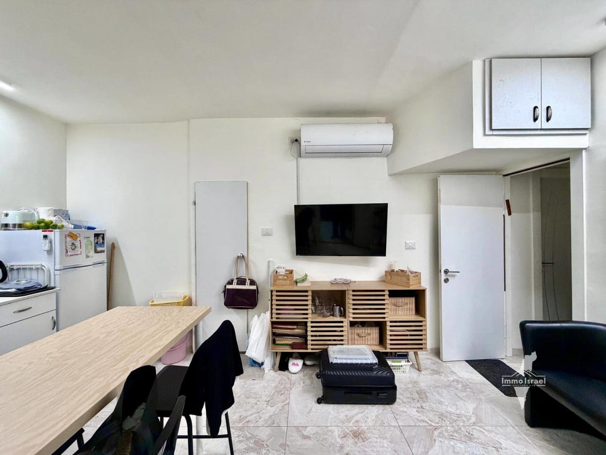 Квартира с 3 комнатами на продажу на улице Исраэль Зангвилл, Нетания