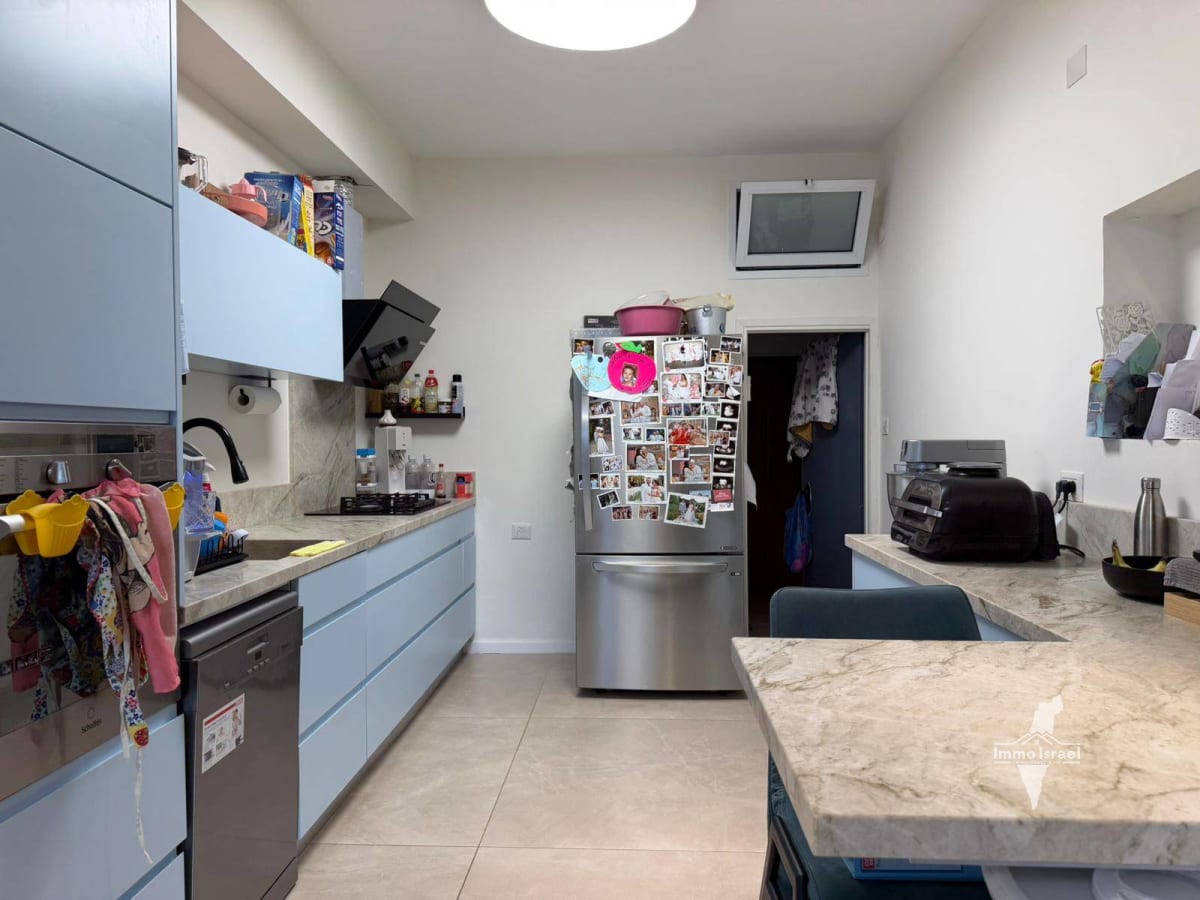 Коттедж с 4,5 комнатами на продажу на улице Бейлинсон, Нетания