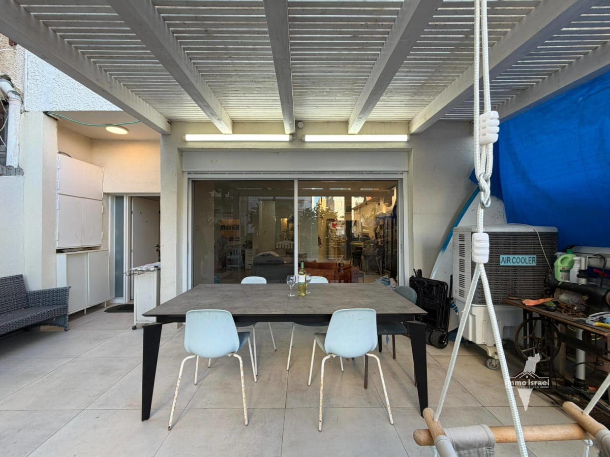 Коттедж с 4,5 комнатами на продажу на улице Бейлинсон, Нетания