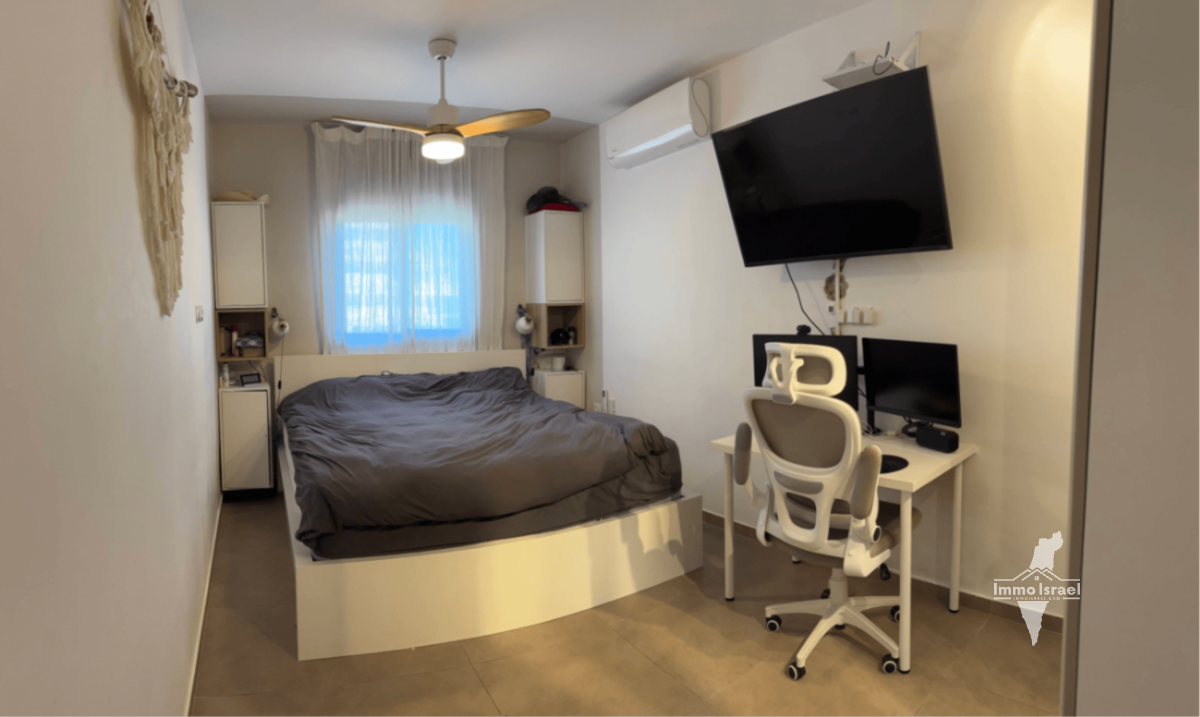 Квартира с 3 комнатами на продажу на улице Элиша ха-Нави, Модиин Маккабим Реут