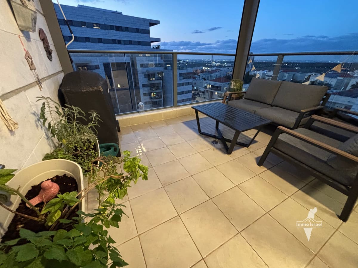 Квартира с 3 комнатами на продажу на улице Элиша ха-Нави, Модиин Маккабим Реут