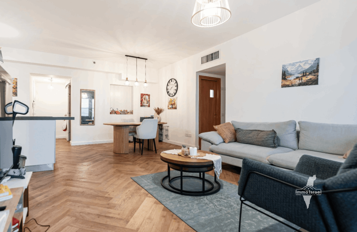 4.5-Room Apartment For Sale On David Meir Guttman Street, Petah Tikva