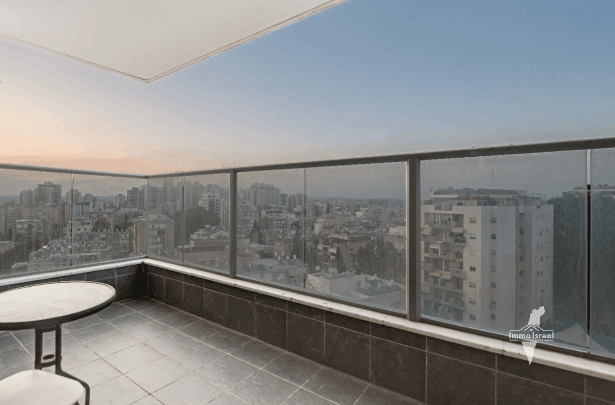 4.5-Room Apartment For Sale On David Meir Guttman Street, Petah Tikva