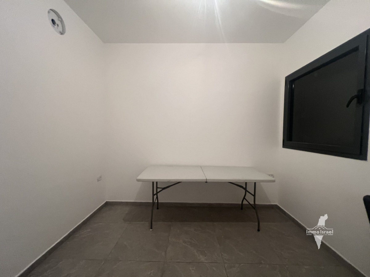 4.5-Room Apartment For Sale On Zeev Jabotinsky Street, Ramat Gan