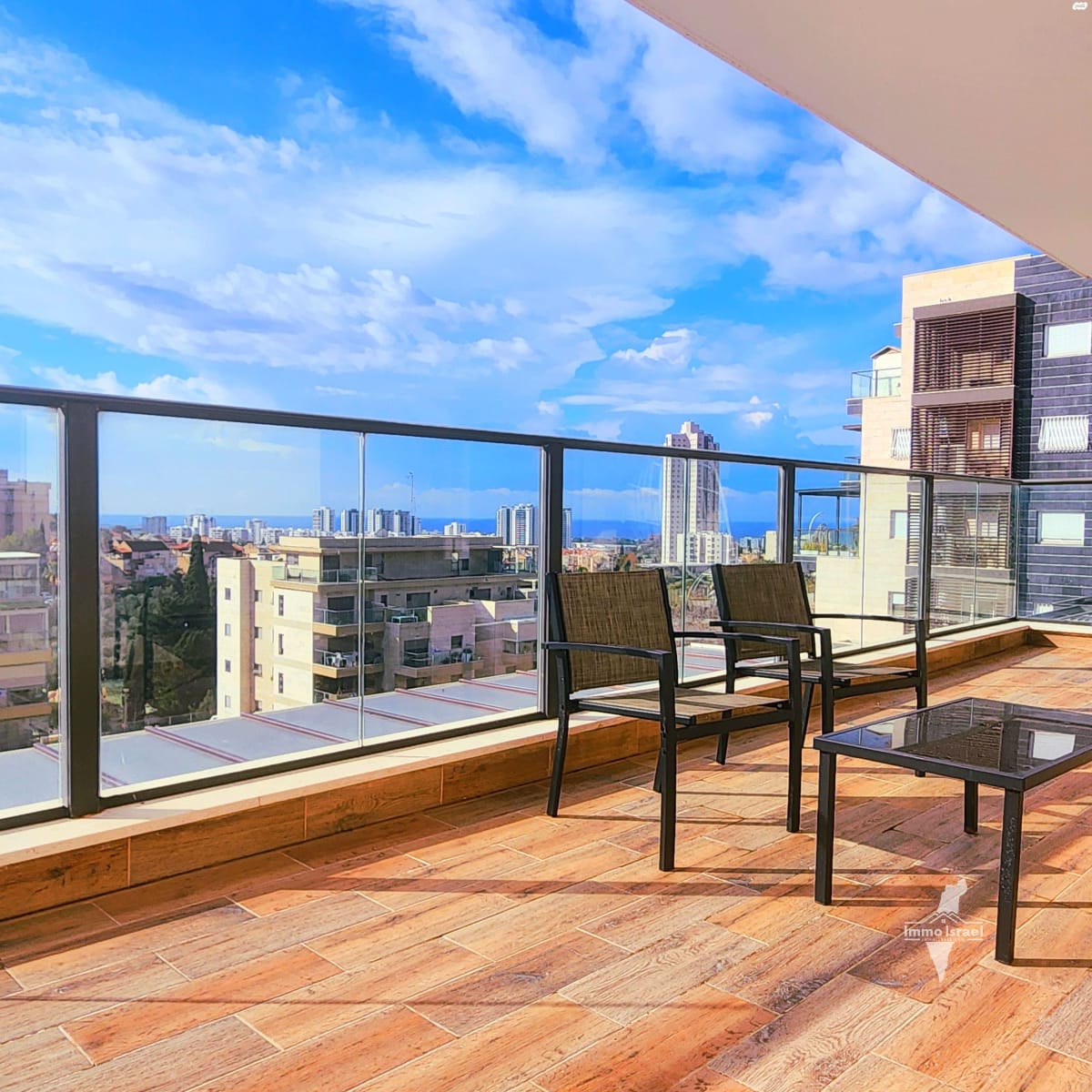 4-Room Apartment For Sale On HaKharuv Street, Tirat Carmel