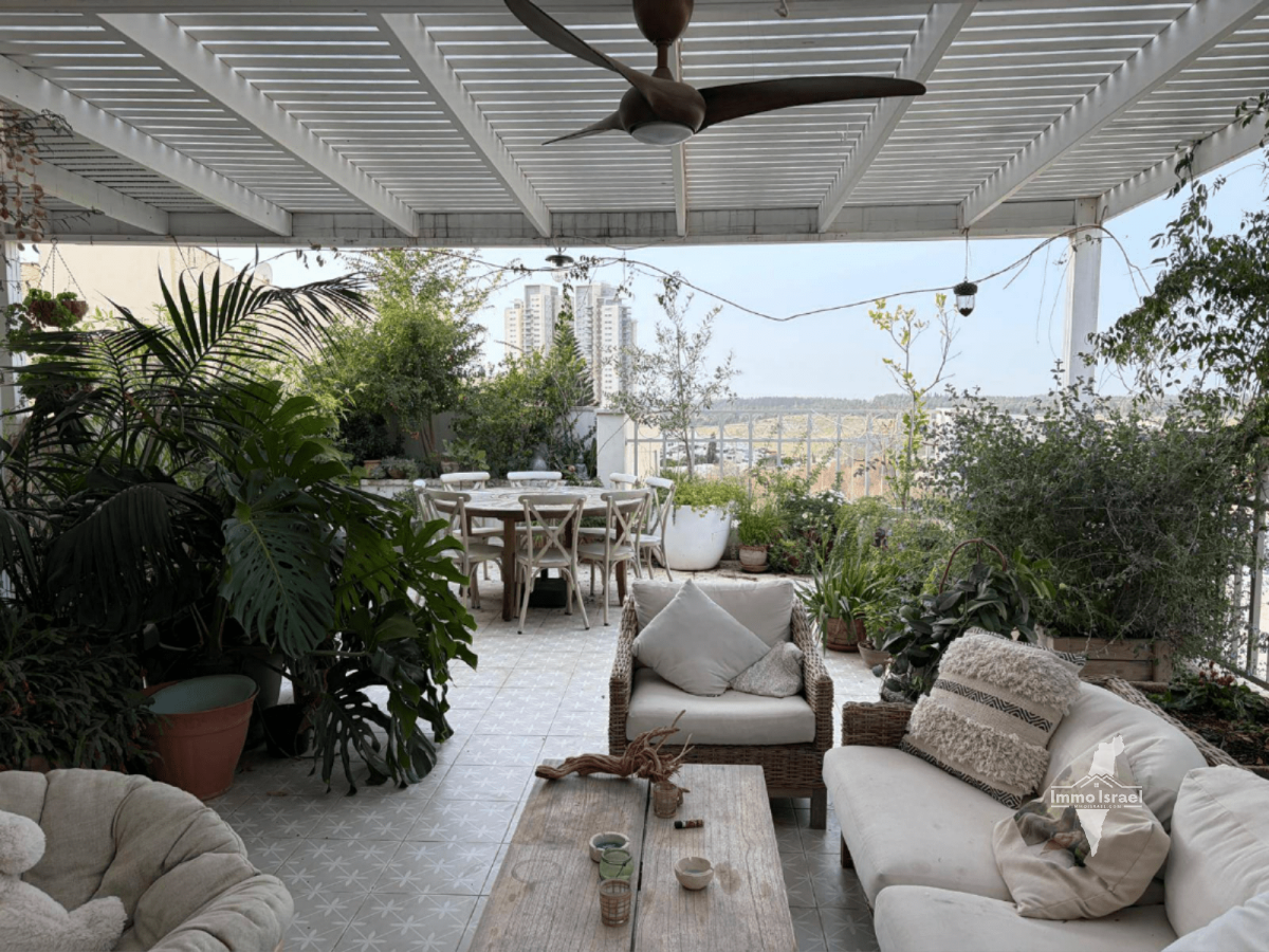 4.5-Room Apartment For Sale On HaNeviim Street, Modiin Maccabim Reut