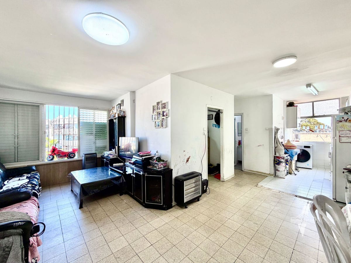 Квартира с 3 комнатами на продажу на улице Гиора Йосефталь, Нетания