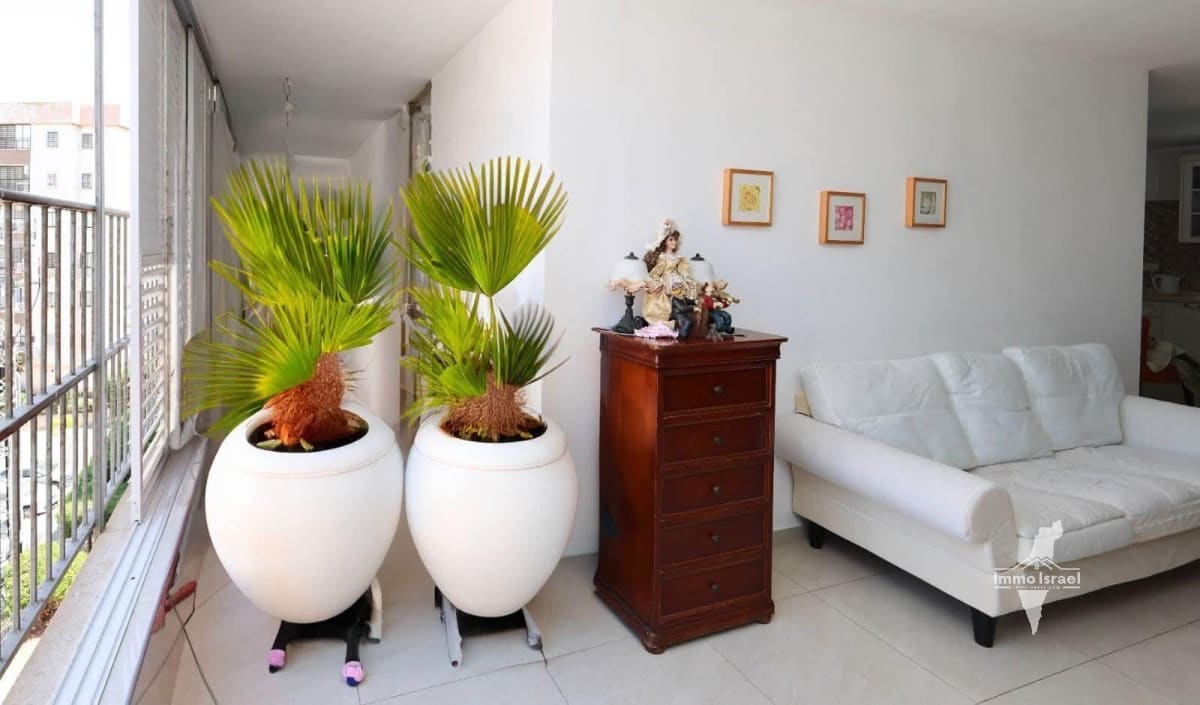 Квартира с 3 комнатами на продажу на улице Авраам Шапира, Нетания