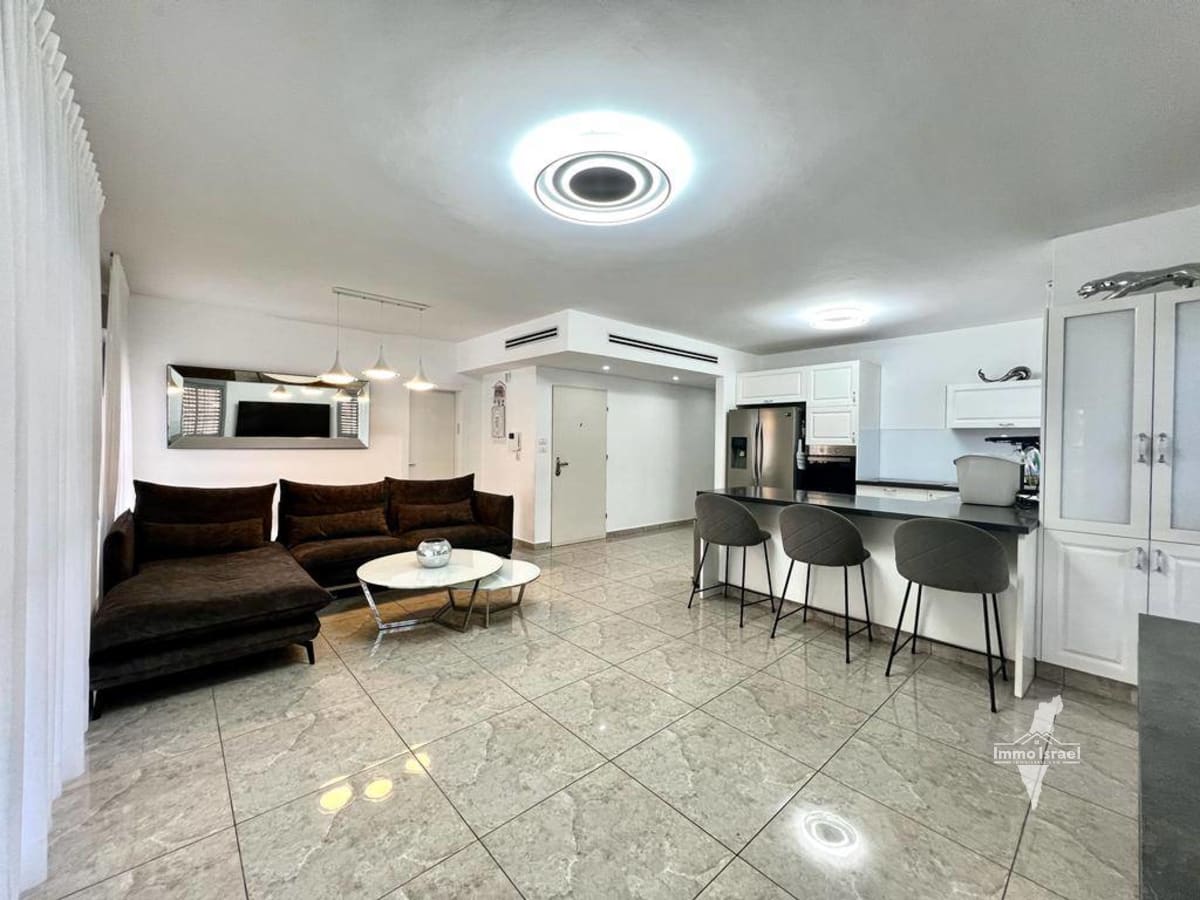 квартира-4-комнаты-продажа-улица-соколов-нетания