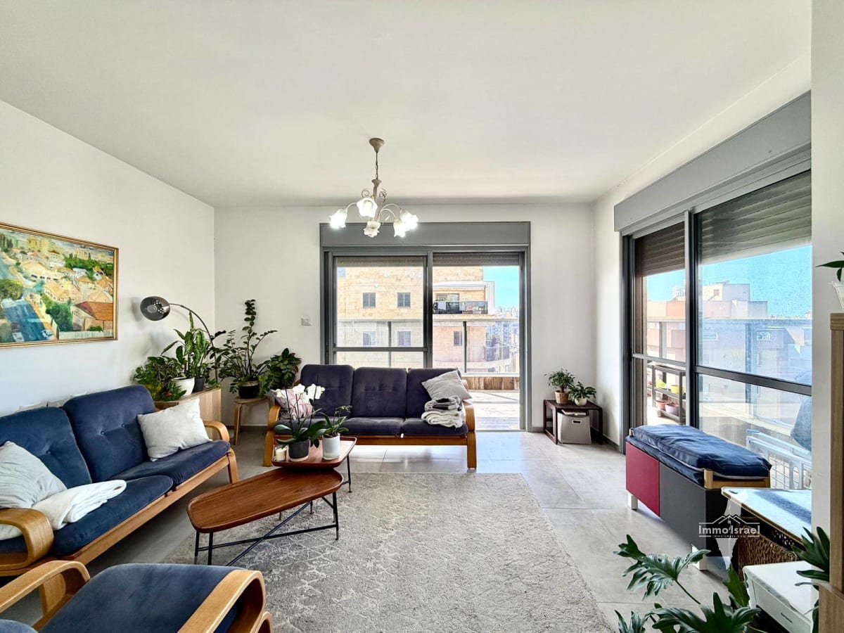 Квартира с 5 комнатами на продажу на улице Элиягу Голомб, Нетания