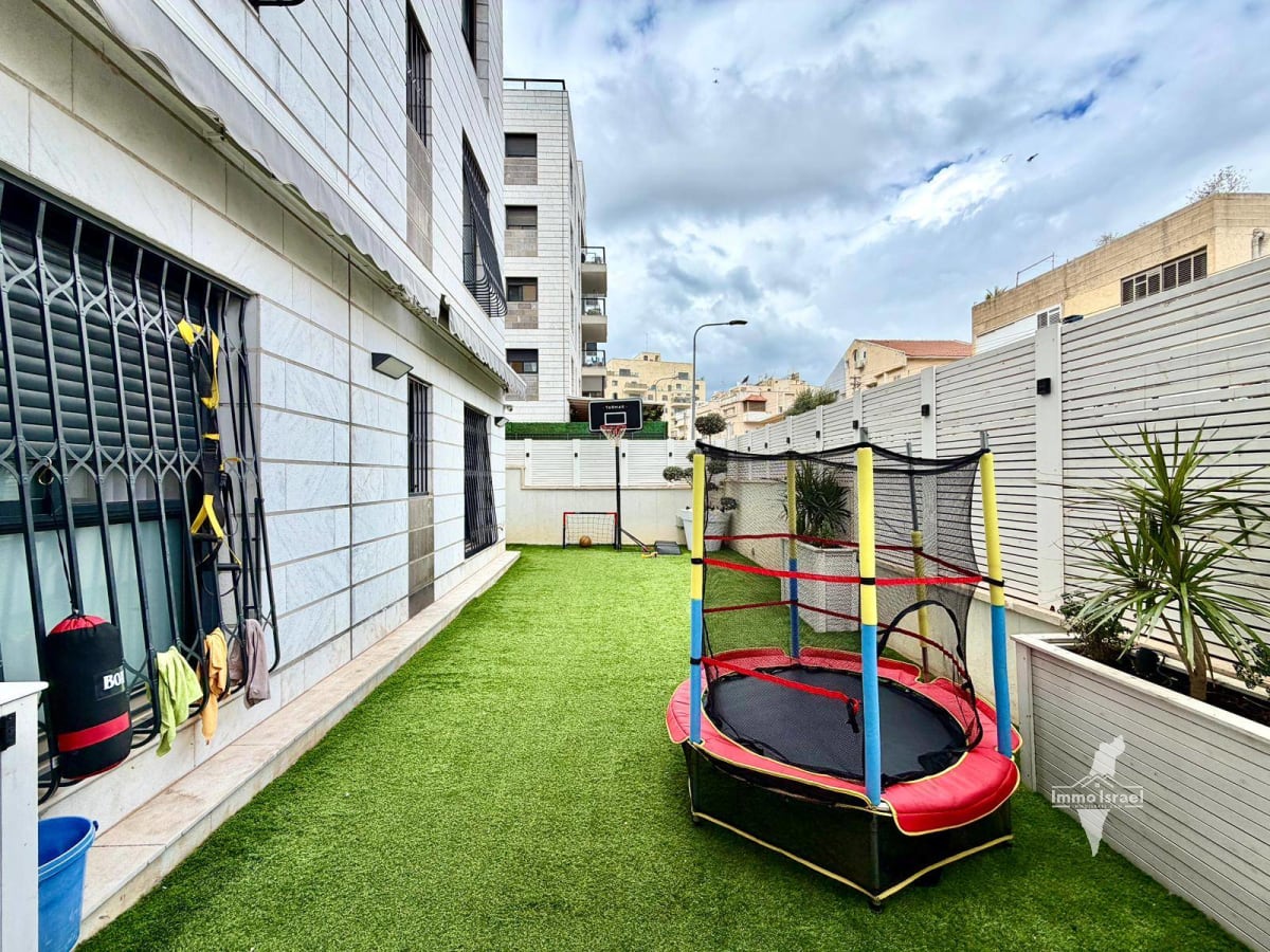Квартира с садом из 5 комнат на продажу на улице Рамбан, Нетания
