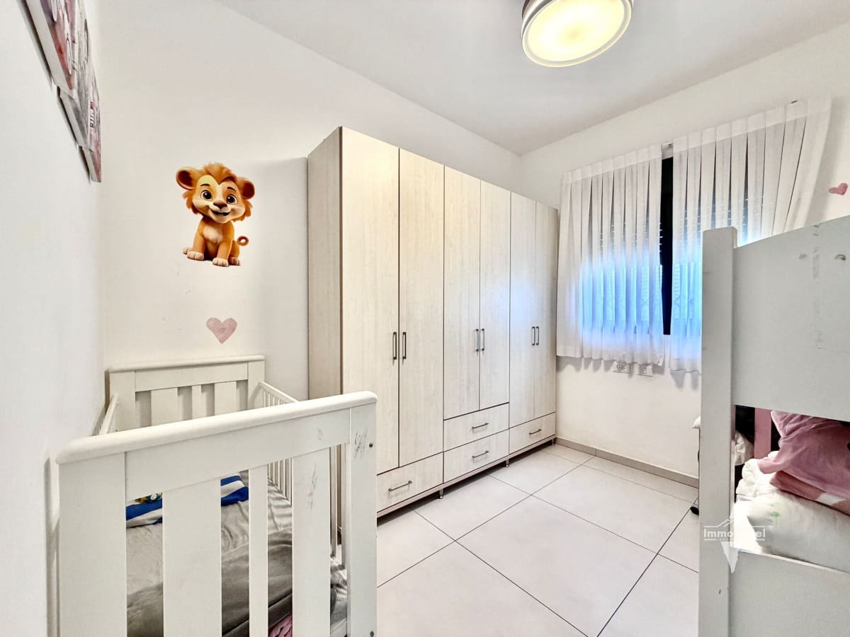 Квартира с садом из 5 комнат на продажу на улице Рамбан, Нетания