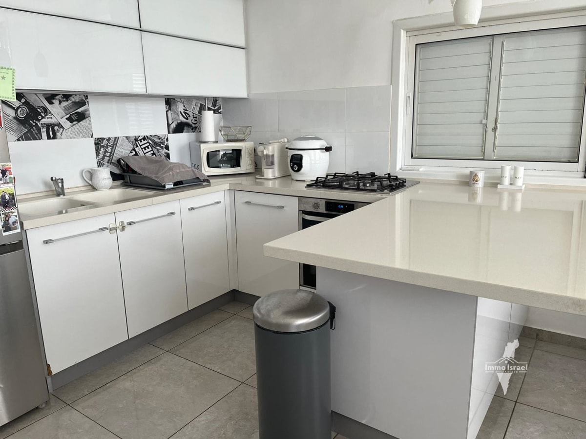 Квартира с 2 комнатами на продажу на улице Ха-Галиль, Нетания