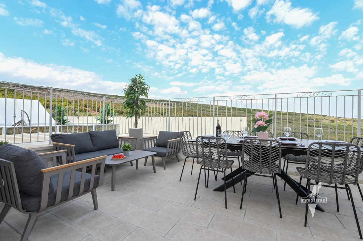 Luxury Boutique Villa Overlooking the Sea of Galilee