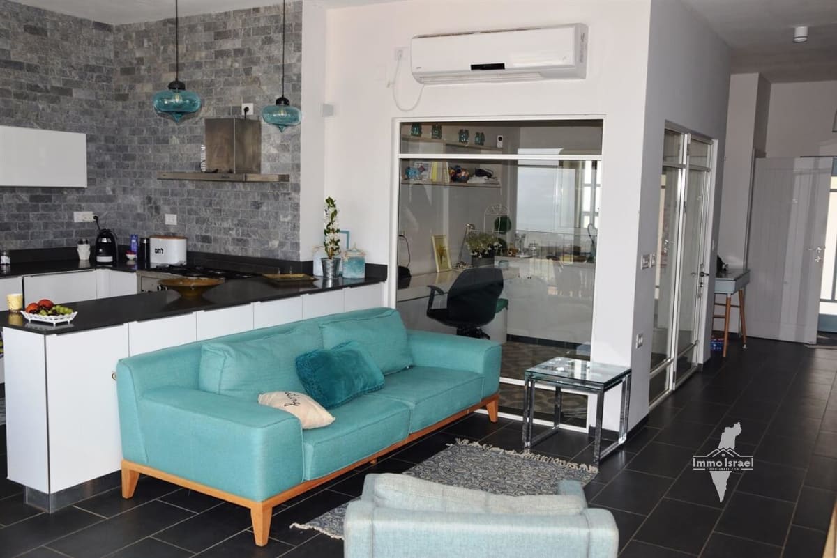 6-Room Semi-Detached House For Sale In Migdal