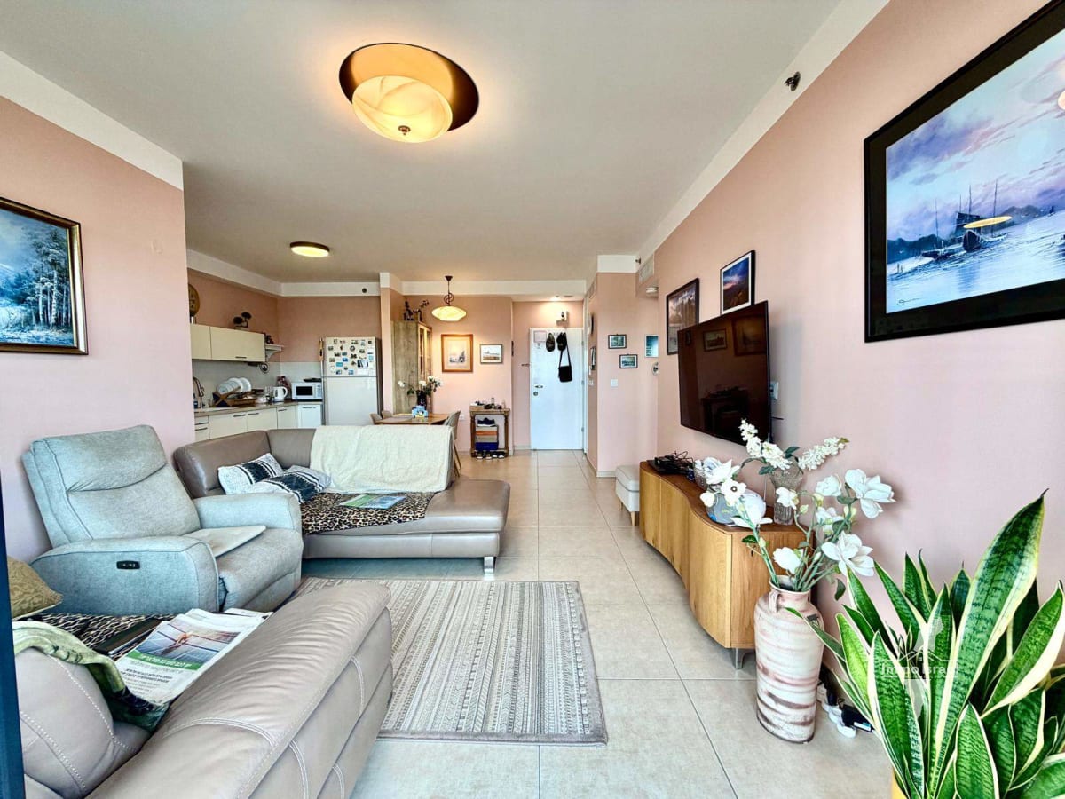 3-Room Apartment For Sale On Ha-Turim Street, Netanya