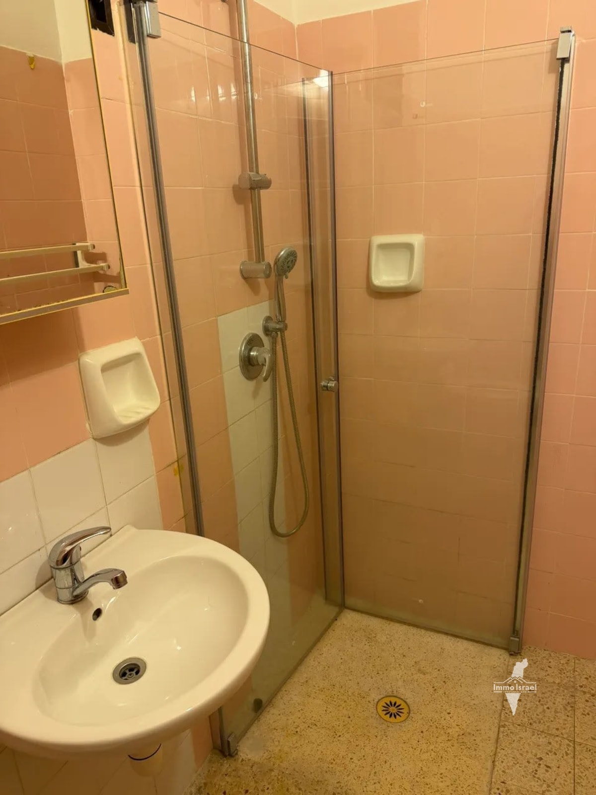 Appartement de 4 pièces à louer rue Eliyahu Beit Tsuri, Tel Aviv