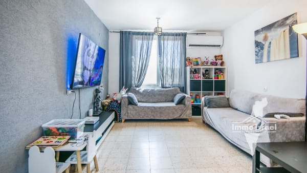 For Sale: 3-Room Apartment on Hazani Street in Be'er Sheva