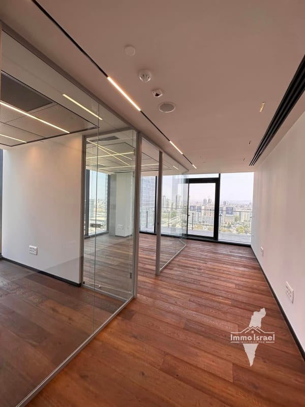 For Rent: Office Space in BSR Towers, Petah Tikva