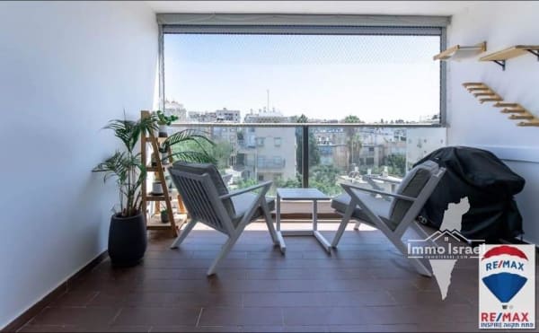 For Sale: 4-Room Apartment in Ramat Verber, Petah Tikva