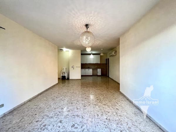 For Sale: 5-Room Apartment on Akiva Street, Netanya