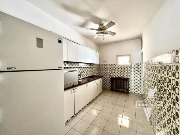 For Sale: 4-Room Apartment on Smilansky Street, Netanya