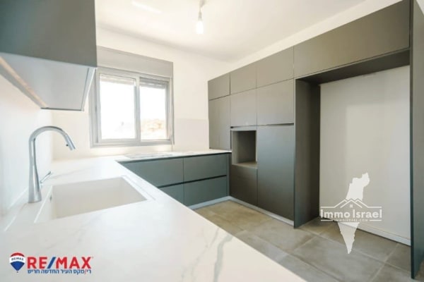 למכירה דירת 5 חדרים ברחוב כלנית, חריש