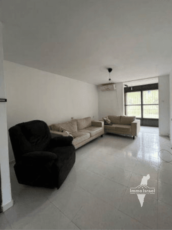 À vendre : Appartement de 3,5 pièces sur la rue Weizman, Petah Tikva