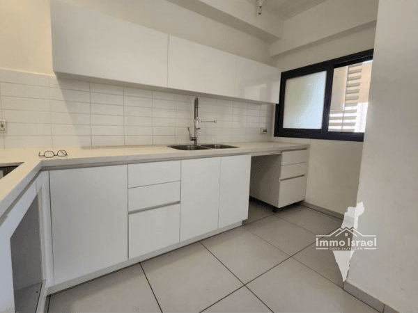 À louer : Appartement de 4 pièces à Arnona, Jérusalem