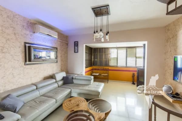 3-комнатный пентхаус (Пинуи Бинуи) на продажу на улице Цахал, Хайфа