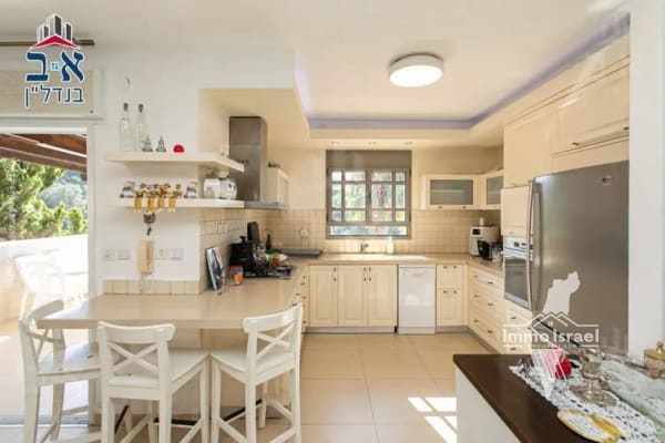 5-комнатный дуплекс на продажу на дороге ХаЯм, Хайфа