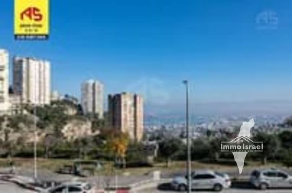 6-Room Apartment for Sale on Derekh Arik Sharon, Haifa