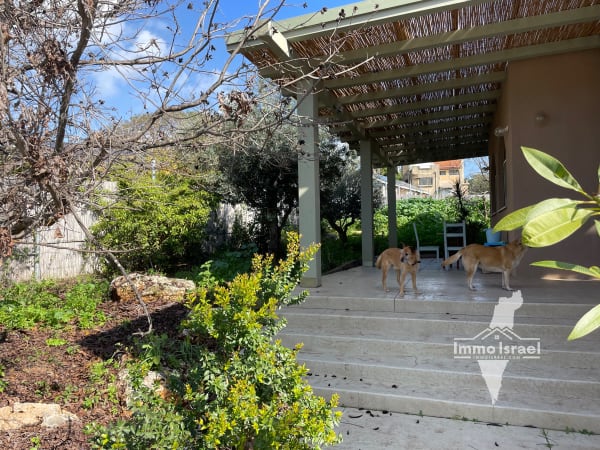 5-Room House for Rent on Khibat Tsiyon Street, Ramat Gan