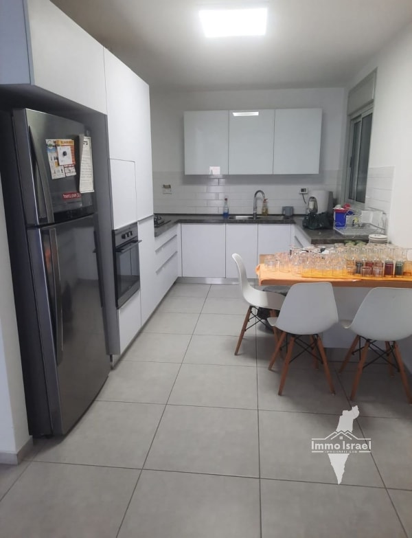 Appartement jardin de 5 pièces à louer quartier Barnea, Ashkelon