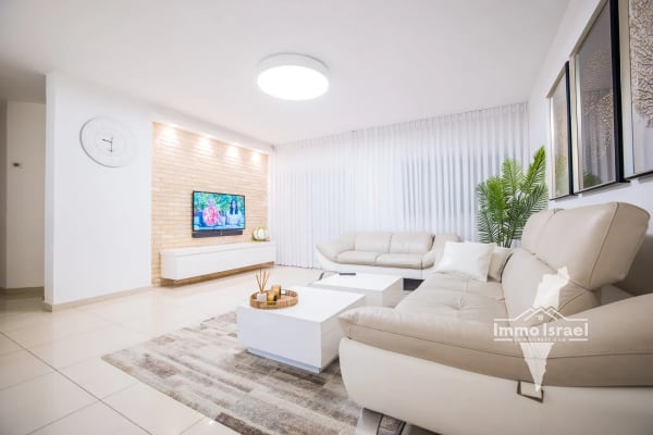 4-Room Apartment for Sale on Nahal Kidron Street, Ashdod