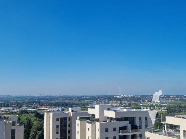 מיני פנטהאוז 4 חדרים למכירה ברחוב גפן 64, חריש